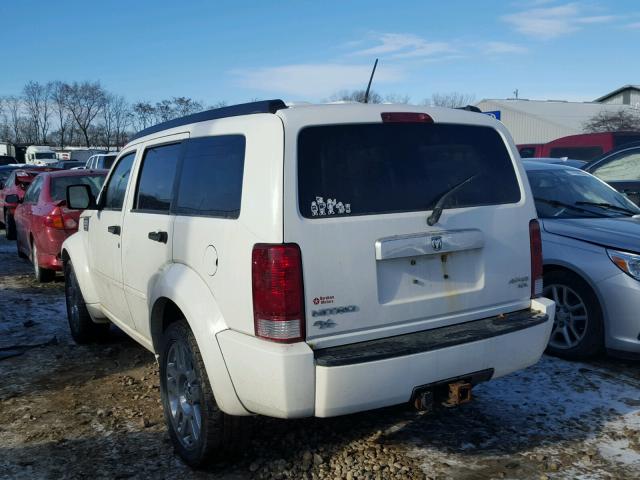 1D8GU58637W607267 - 2007 DODGE NITRO R/T WHITE photo 3