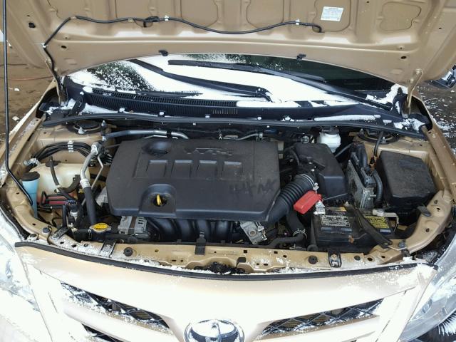 2T1BU4EE9CC849014 - 2012 TOYOTA COROLLA BA GOLD photo 7