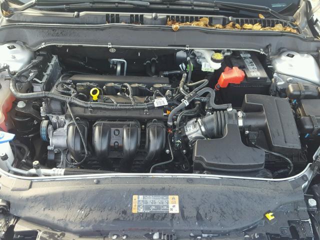 3FA6P0H73GR376862 - 2016 FORD FUSION SE SILVER photo 7