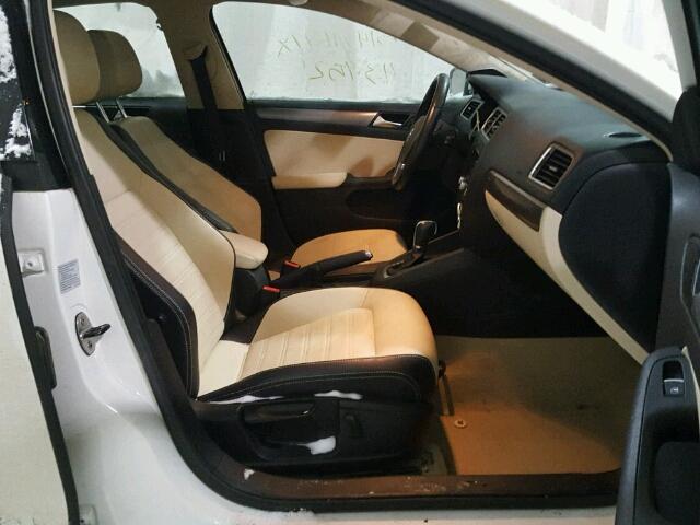 3VWLX7AJ6DM446162 - 2013 VOLKSWAGEN JETTA SEL WHITE photo 5
