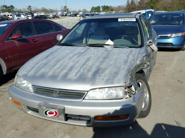 1HGCD5601VA051810 - 1997 HONDA ACCORD SE TAN photo 2