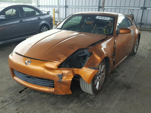 JN1AZ34D03T105670 - 2003 NISSAN 350Z COUPE ORANGE photo 2