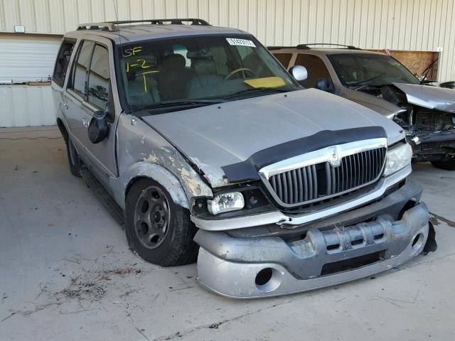 5LMRU27A9XLJ30463 - 1999 LINCOLN NAVIGATOR SILVER photo 1