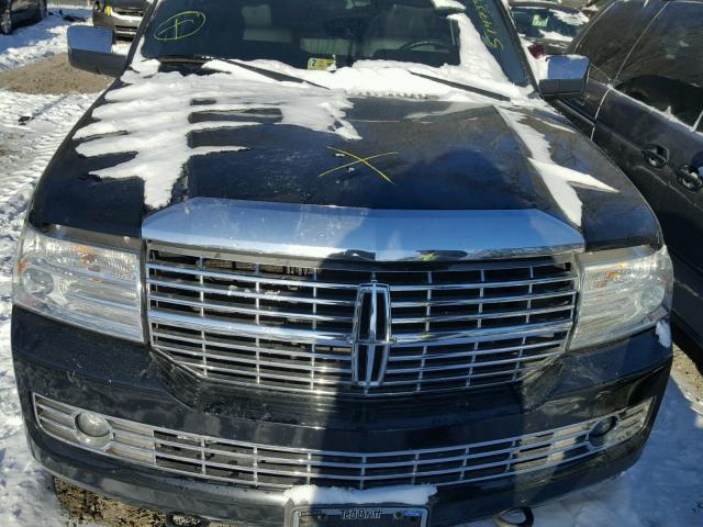 5LMFL28578LJ19339 - 2008 LINCOLN NAVIGATOR BLACK photo 7