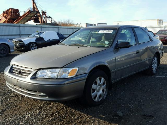 4T1BG22K61U097709 - 2001 TOYOTA CAMRY CE BEIGE photo 2