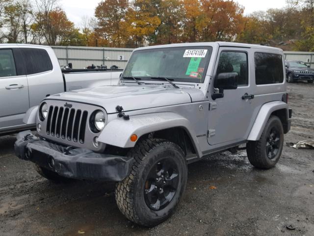 1C4GJWBG4FL710602 - 2015 JEEP WRANGLER S Արծաթագույն լուսանկար 2