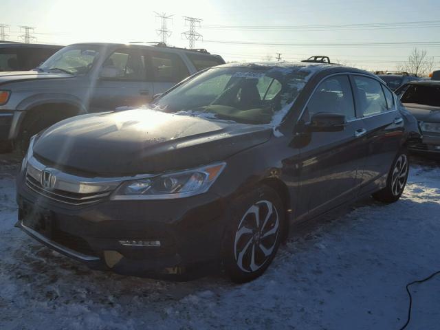 1HGCR3F85HA040289 - 2017 HONDA ACCORD EXL BLACK photo 2