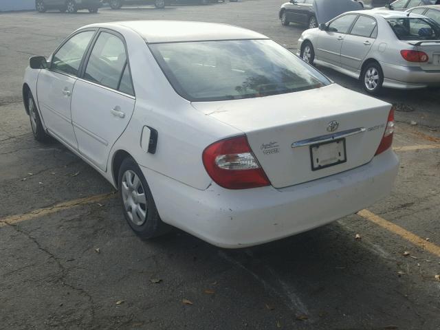4T1BE32K62U102694 - 2002 TOYOTA CAMRY LE 白色 照片 3