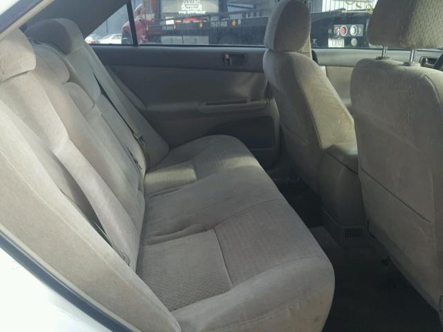 4T1BE32K62U102694 - 2002 TOYOTA CAMRY LE 白色 照片 6