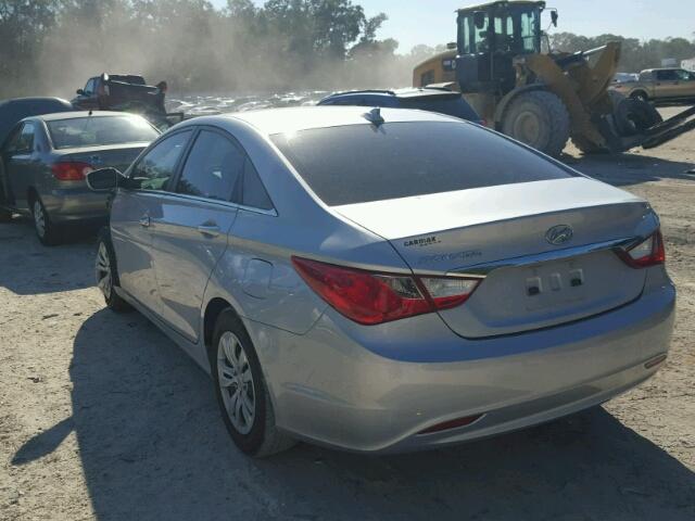 5NPEB4AC1CH479780 - 2012 HYUNDAI SONATA GLS SILVER photo 3