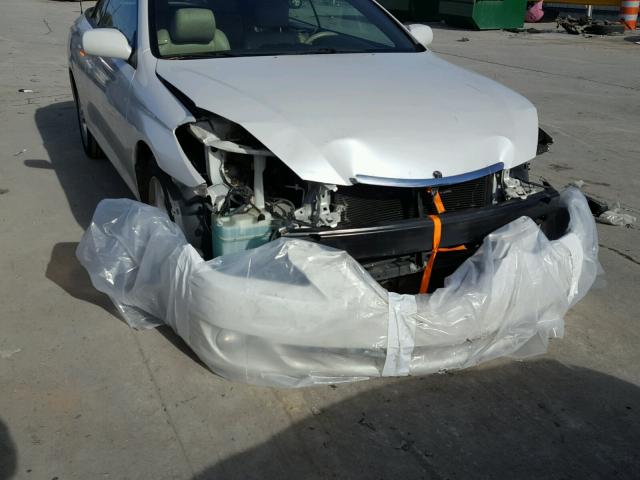 4T1FA38P35U061414 - 2005 TOYOTA CAMRY SOLA WHITE photo 9