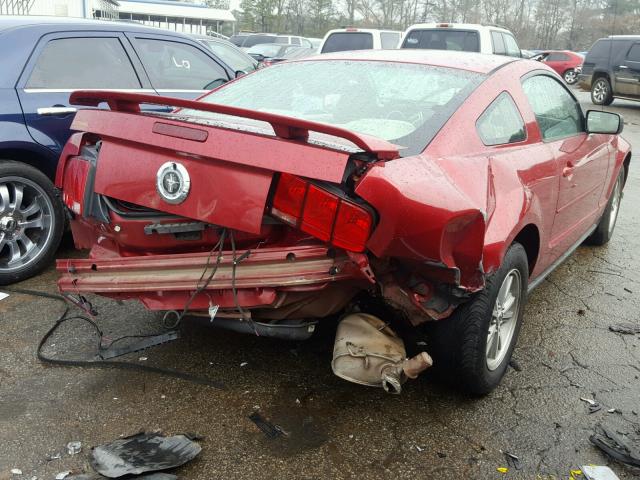 1ZVFT80N065196056 - 2006 FORD MUSTANG RED photo 4