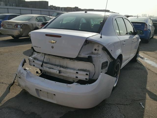 1G1AL58F087102850 - 2008 CHEVROLET COBALT LT WHITE photo 4