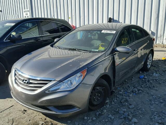 5NPEB4AC3BH170522 - 2011 HYUNDAI SONATA GLS GRAY photo 2