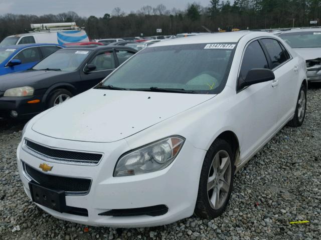 1G1ZA5EUXBF347700 - 2011 CHEVROLET MALIBU LS WHITE photo 2