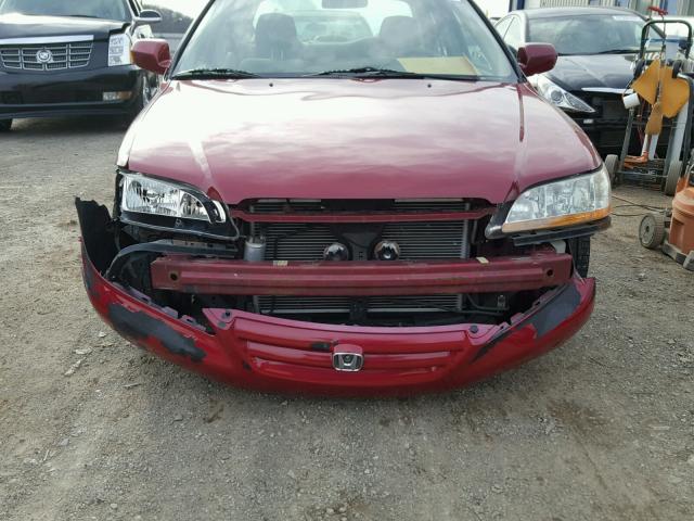 1HGCG56792A003262 - 2002 HONDA ACCORD SE RED photo 9