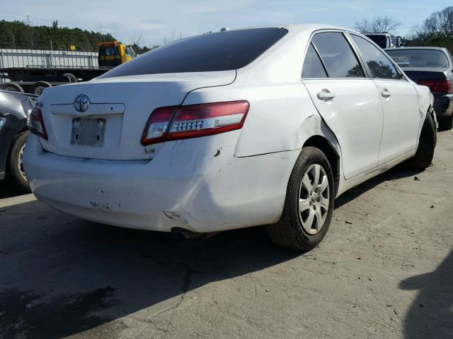 4T1BF3EK0BU682503 - 2011 TOYOTA CAMRY BASE WHITE photo 4