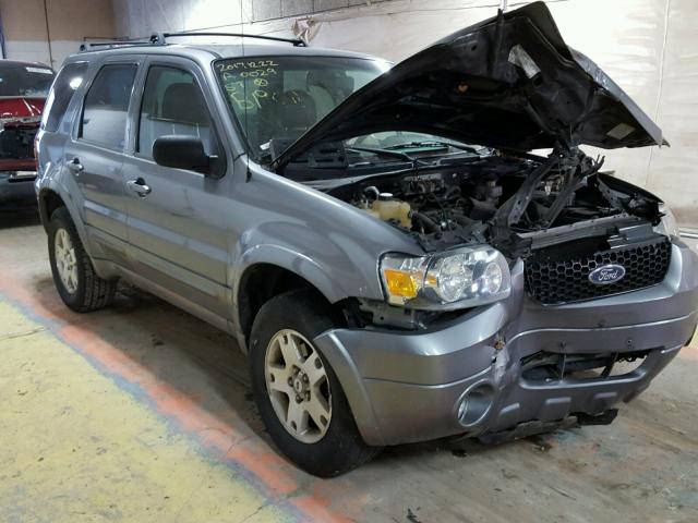 1FMCU94157KB19018 - 2007 FORD ESCAPE LIM SILVER photo 1