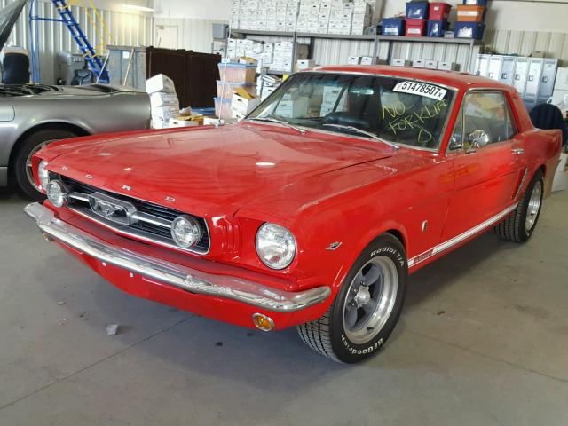 6R07C138990 - 1965 FORD MUSTANG RED photo 2