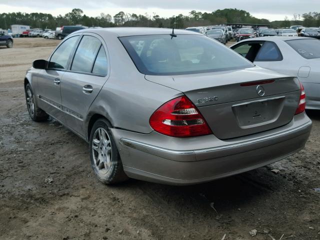 WDBUF65J04A515888 - 2004 MERCEDES-BENZ E 320 SILVER photo 3