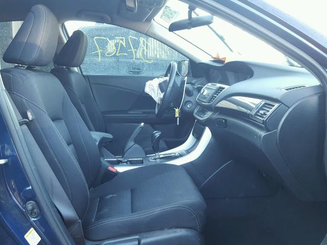 1HGCR2F59FA075821 - 2015 HONDA ACCORD SPO BLUE photo 5