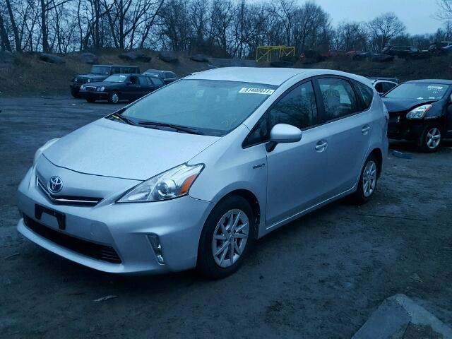 JTDZN3EU6C3047171 - 2012 TOYOTA PRIUS V SILVER photo 2