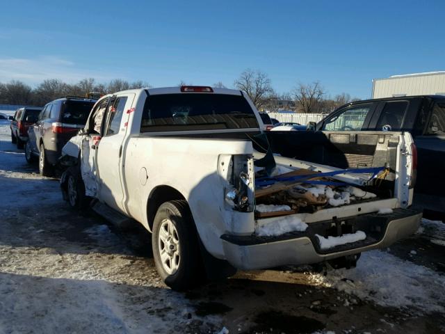 5TFBT54128X012881 - 2008 TOYOTA TUNDRA DOU WHITE photo 3