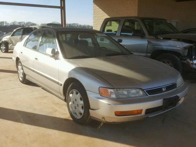 1HGCD5631VA025671 - 1997 HONDA ACCORD LX SILVER photo 1