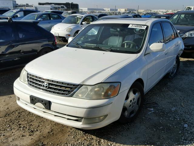 4T1BF28BX4U377342 - 2004 TOYOTA AVALON XL WHITE photo 2