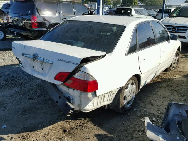 4T1BF28BX4U377342 - 2004 TOYOTA AVALON XL WHITE photo 4