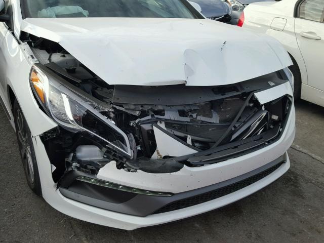 5NPE34AF9GH376085 - 2016 HYUNDAI SONATA SPO WHITE photo 9