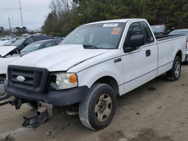 1FTRF12W06NA43388 - 2006 FORD F150 WHITE photo 2