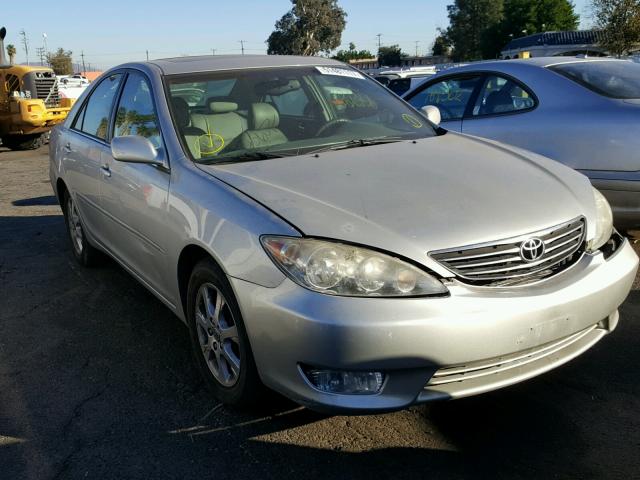 4T1BF32K75U596369 - 2005 TOYOTA CAMRY LE SILVER photo 1