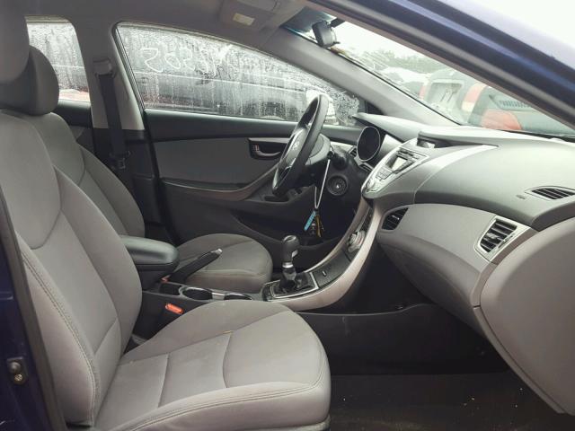 5NPDH4AE0CH077924 - 2012 HYUNDAI ELANTRA GL BLUE photo 5