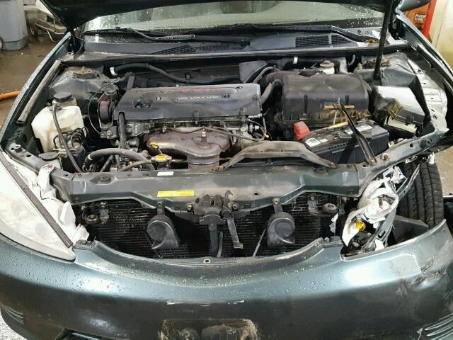 4T1BE30K45U089841 - 2005 TOYOTA CAMRY LE GREEN photo 7