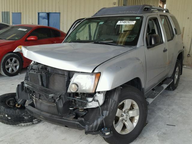 5N1AN0NUXAC510885 - 2010 NISSAN XTERRA OFF SILVER photo 2