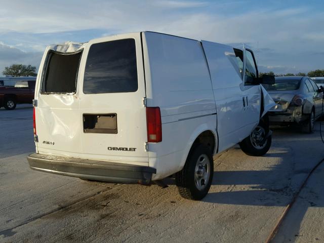 1GCDM19X65B103639 - 2005 CHEVROLET ASTRO WHITE photo 4