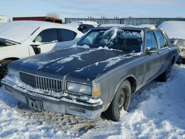 1G1BU54E0LR129929 - 1990 CHEVROLET CAPRICE CL 灰色 照片 2