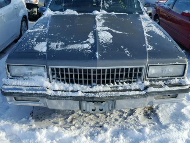 1G1BU54E0LR129929 - 1990 CHEVROLET CAPRICE CL 灰色 照片 7