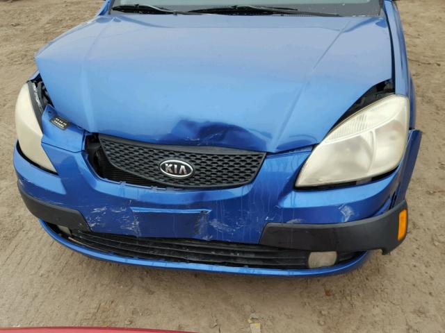 KNADE123886297542 - 2008 KIA RIO BASE BLUE photo 9