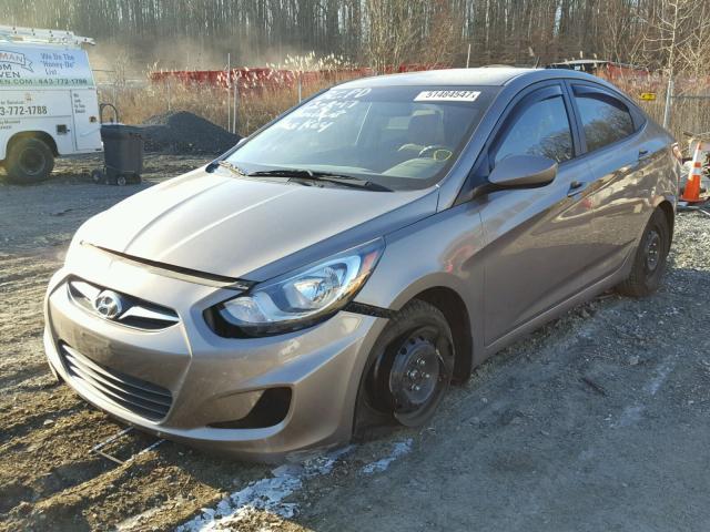 KMHCT4AE0DU576901 - 2013 HYUNDAI ACCENT GLS BROWN photo 2