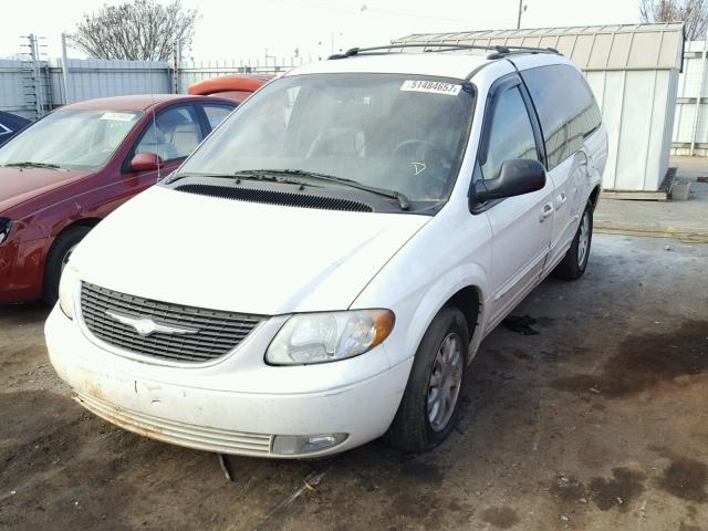 2C4GP54L43R261038 - 2003 CHRYSLER TOWN & COU WHITE photo 2