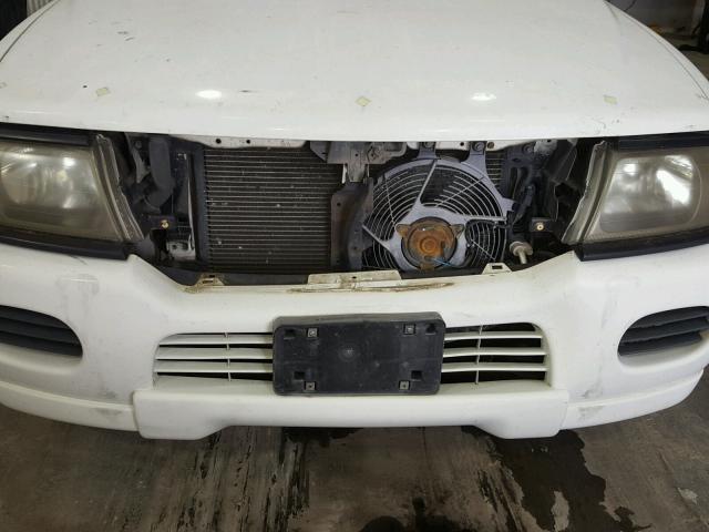 JA4LS21H31P030023 - 2001 MITSUBISHI MONTERO SP WHITE photo 9