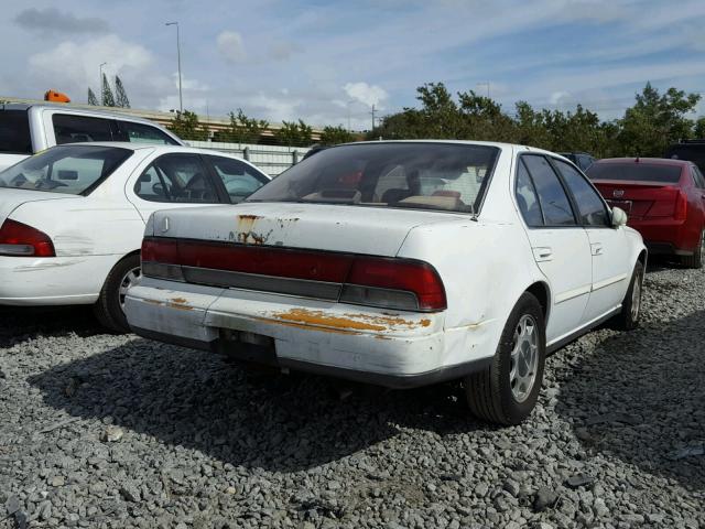 JN1HJ01F9NT013051 - 1992 NISSAN MAXIMA GXE WHITE photo 4