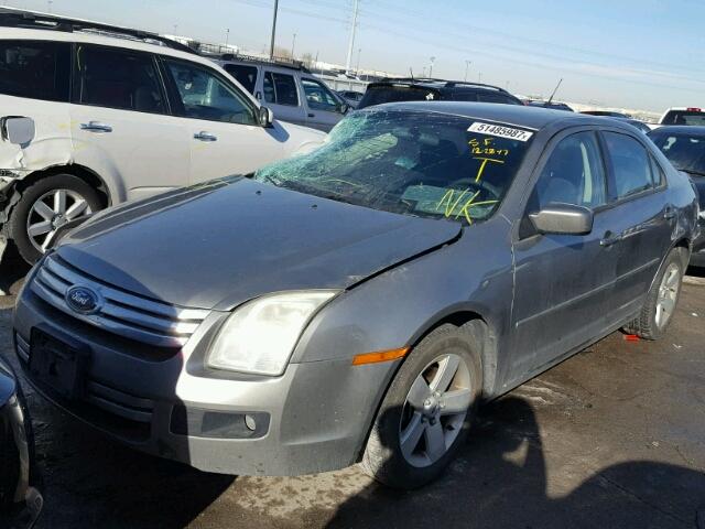 3FAHP07ZX8R185582 - 2008 FORD FUSION SE SILVER photo 2