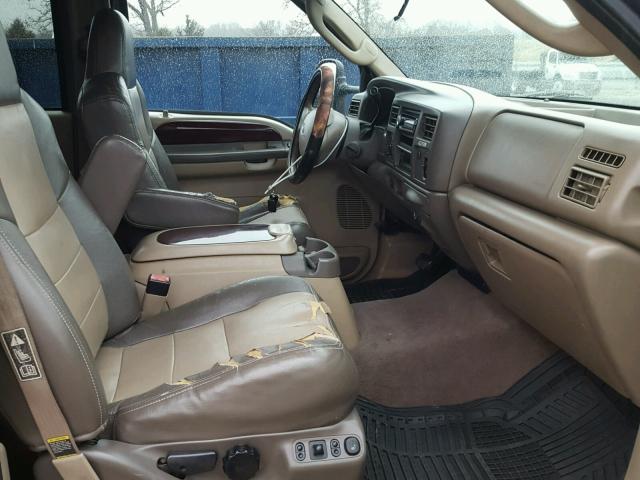 1FMSU45P03EC70794 - 2003 FORD EXCURSION GOLD photo 5