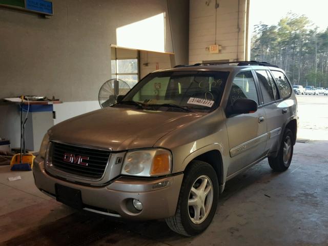 1GKDT13S222498127 - 2002 GMC ENVOY GOLD photo 2