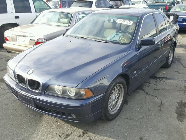 WBADT43482GZ97514 - 2002 BMW 525 I AUTO BLUE photo 2