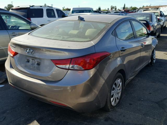 5NPDH4AE6DH213619 - 2013 HYUNDAI ELANTRA GL GRAY photo 4