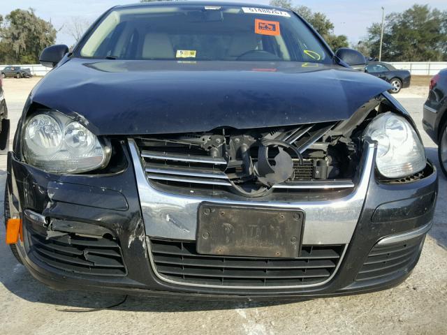 3VWRL7AJ9AM122219 - 2010 VOLKSWAGEN JETTA TDI BLACK photo 9